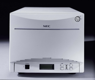 Autoloader von NEC mit 7 bis 10 Kassetten