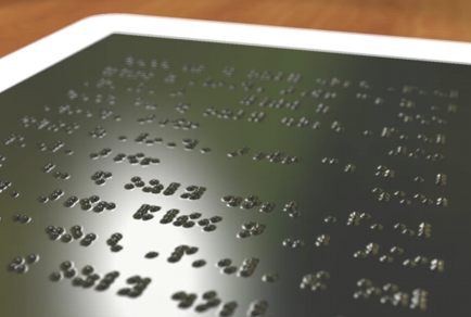 Braille-Tablet mit mikrofluidischen Bläschen, Foto: digitaltrends.com