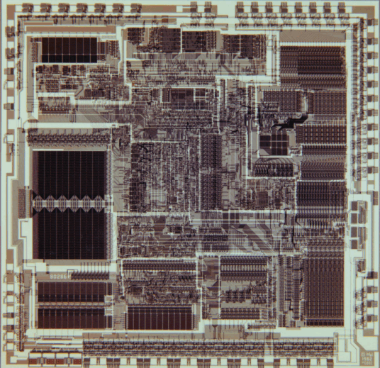 Integrated circuit of the 80286 with approx. 140,000 transistors, photo: Intel
