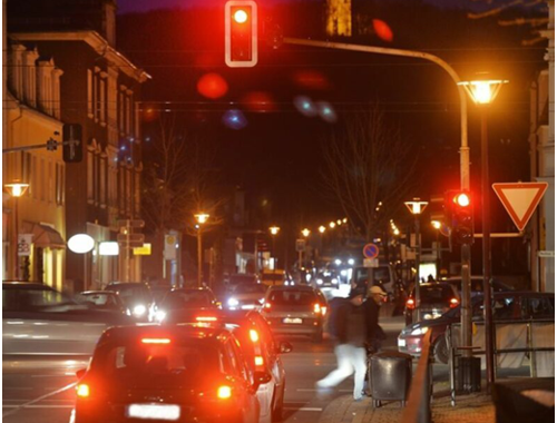 Traffic situation at night, photo: saechsische.de. 